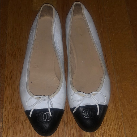 Authentic Chanel Ballerina Flat - Picture 1 of 4